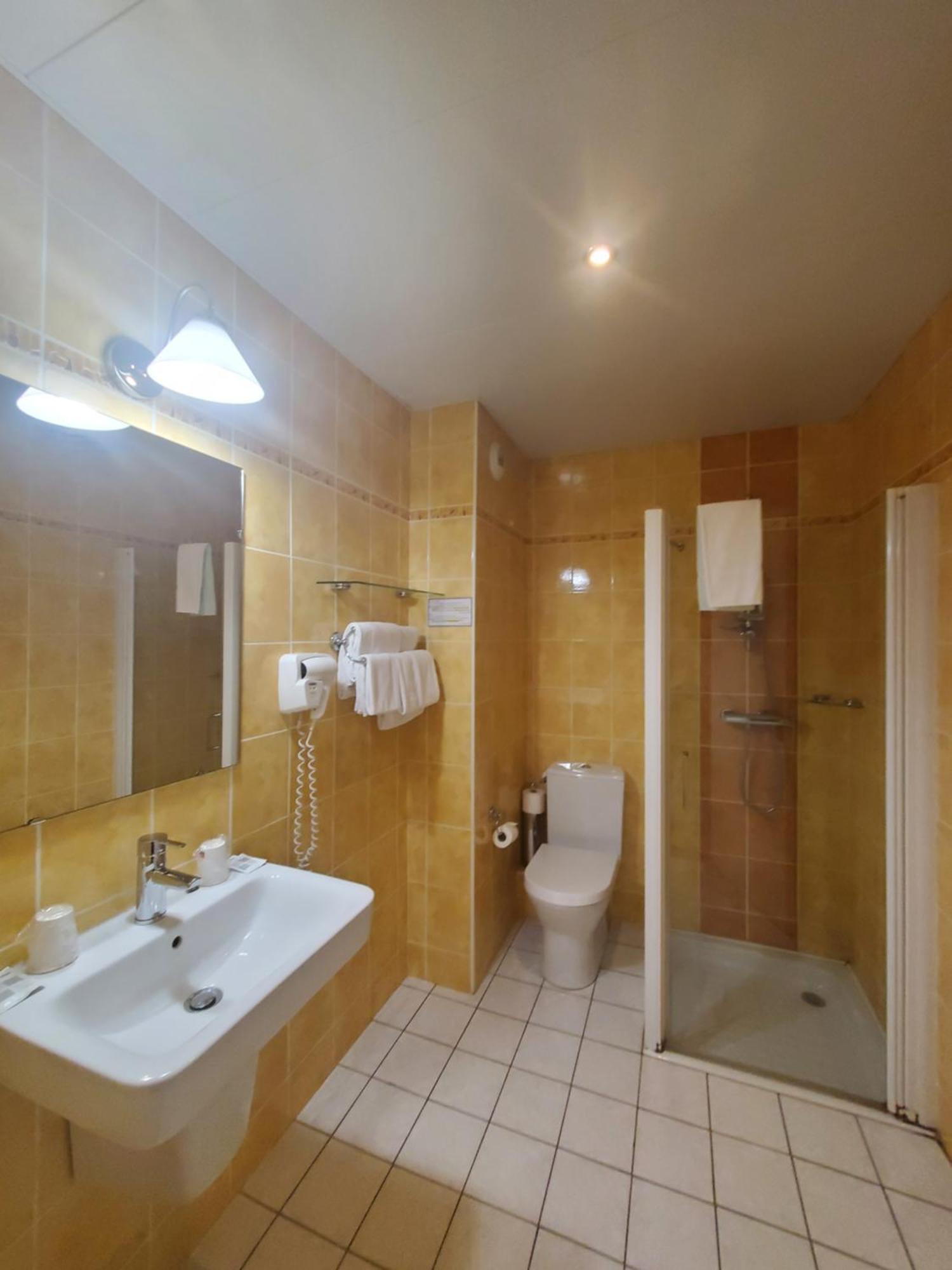 Hôtel Vauban Brest Bagian luar foto